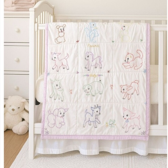 Vintage handmade Disney baby blanket or Lap quilt - Picture 1 of 9